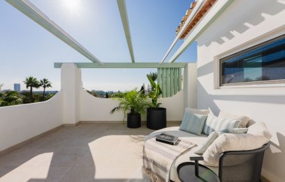 Reventa - House - Semi-Detached House - Marbella - Elviria