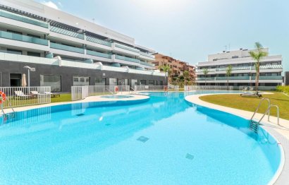 Resale - Apartment - Middle Floor Apartment - Mijas - La Cala De Mijas