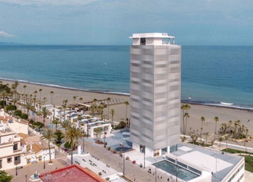 Resale - Apartment - Middle Floor Apartment - Estepona - Estepona Centro