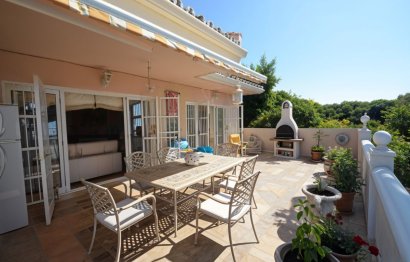 Resale - House - Detached Villa - Estepona - Estepona Centro