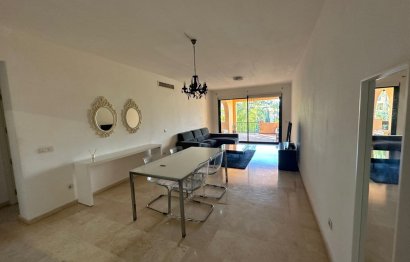 Resale - Apartment - Middle Floor Apartment - Estepona - Estepona Centro