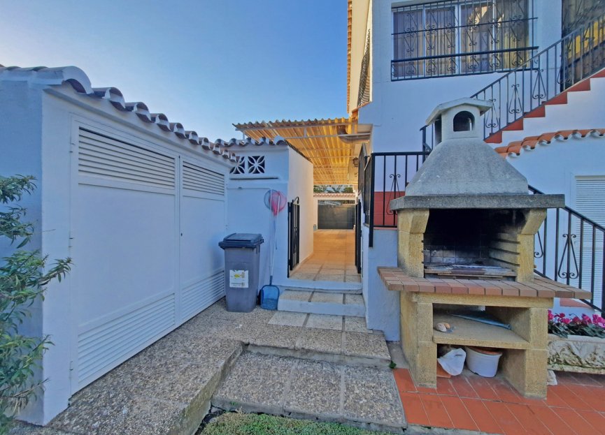 Resale - House - Detached Villa - Benalmádena - Benalmadena Costa