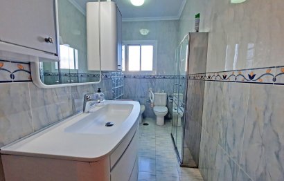 Reventa - House - Detached Villa - Benalmádena - Benalmadena Costa