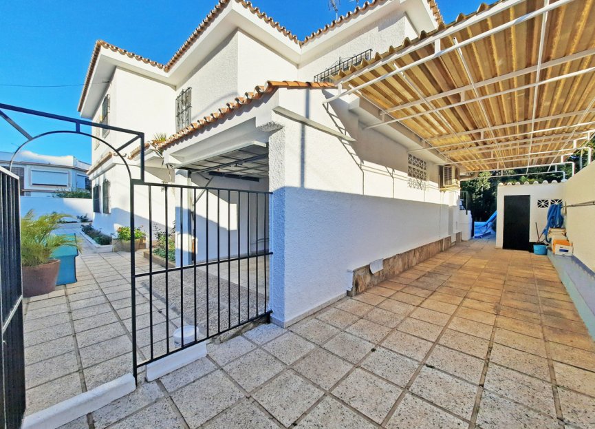 Reventa - House - Detached Villa - Benalmádena - Benalmadena Costa