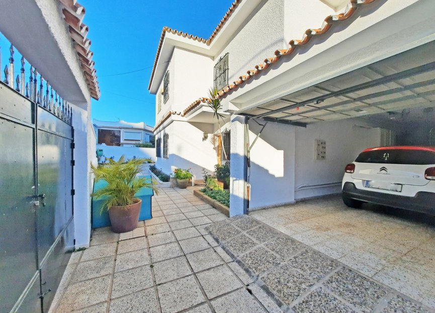 Reventa - House - Detached Villa - Benalmádena - Benalmadena Costa