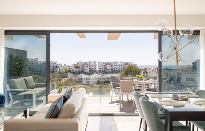 Resale - Apartment - Middle Floor Apartment - Estepona - Estepona Centro