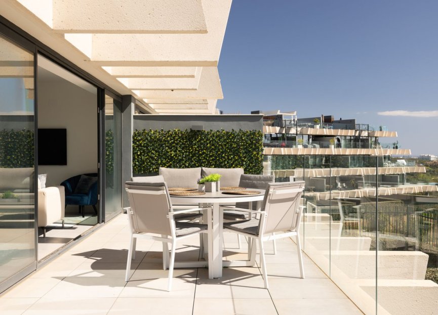 Resale - Apartment - Middle Floor Apartment - Estepona - Estepona Centro