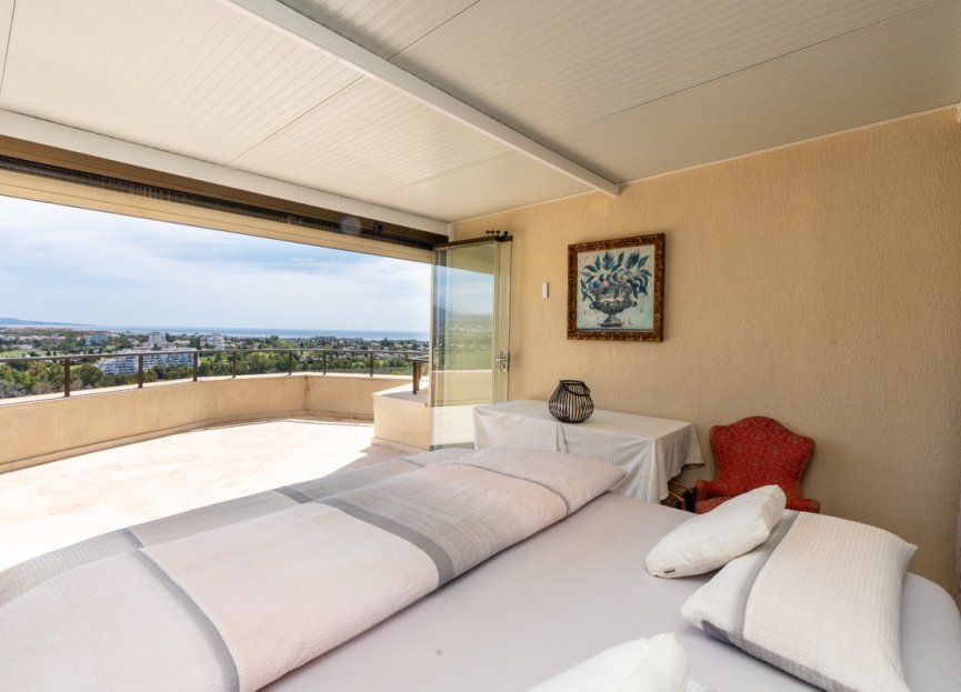 Resale - Apartment - Penthouse - Estepona - Estepona Centro