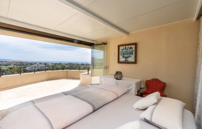 Resale - Apartment - Penthouse - Estepona - Estepona Centro