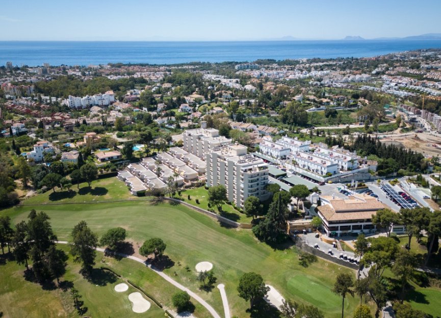 Resale - Apartment - Penthouse - Estepona - Estepona Centro