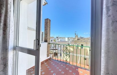 Resale - House - Semi-Detached House - Estepona - Estepona Centro