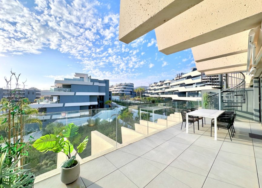 Resale - Apartment - Penthouse - Estepona - Estepona Centro