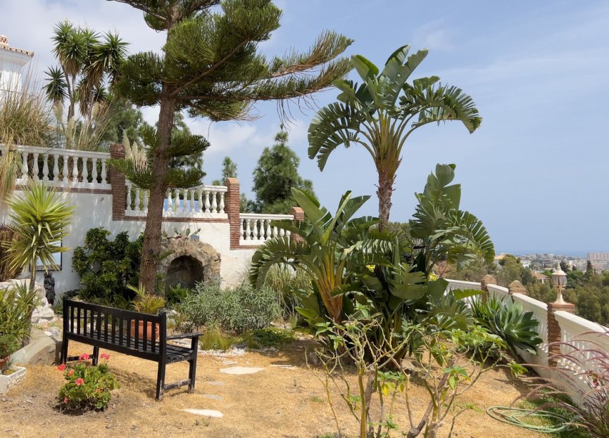 Resale - House - Detached Villa - Benalmádena - Benalmadena Pueblo