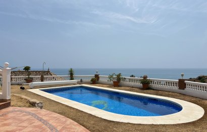 Reventa - House - Detached Villa - Benalmádena - Benalmadena Pueblo