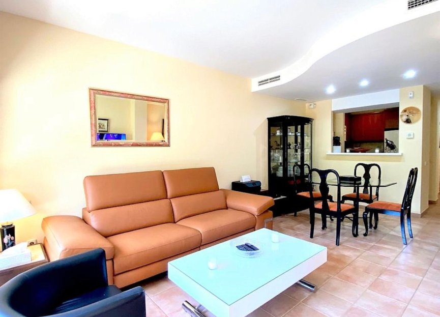 Resale - Apartment - Middle Floor Apartment - Marbella - Marbella Centro