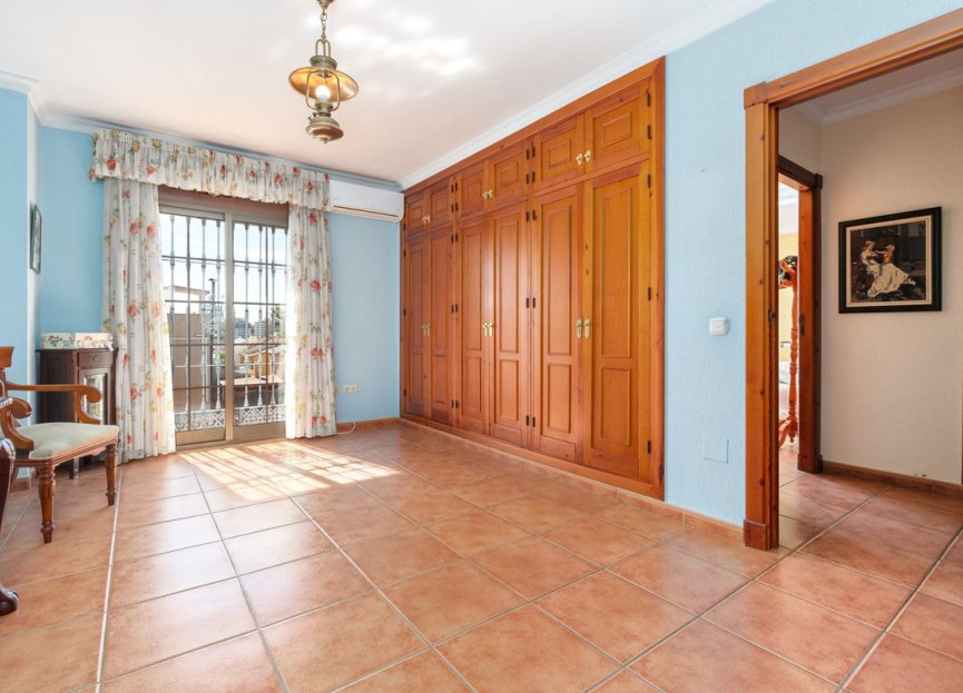 Resale - House - Detached Villa - Fuengirola - Los Pacos