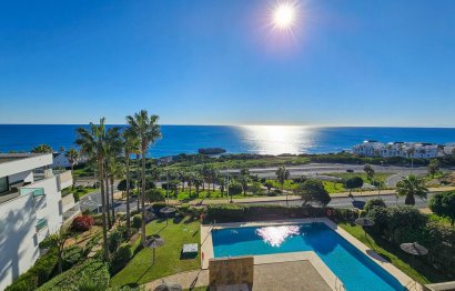 Resale - Apartment - Middle Floor Apartment - Casares - Casares Playa