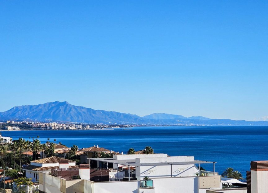 Resale - Apartment - Middle Floor Apartment - Casares - Casares Playa