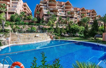 Resale - Apartment - Middle Floor Apartment - Marbella - Nueva Andalucia