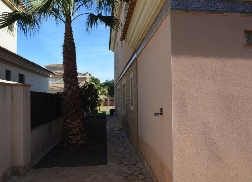 Reventa - House - Detached Villa - Los Alcazares - Los Alcazares Centro