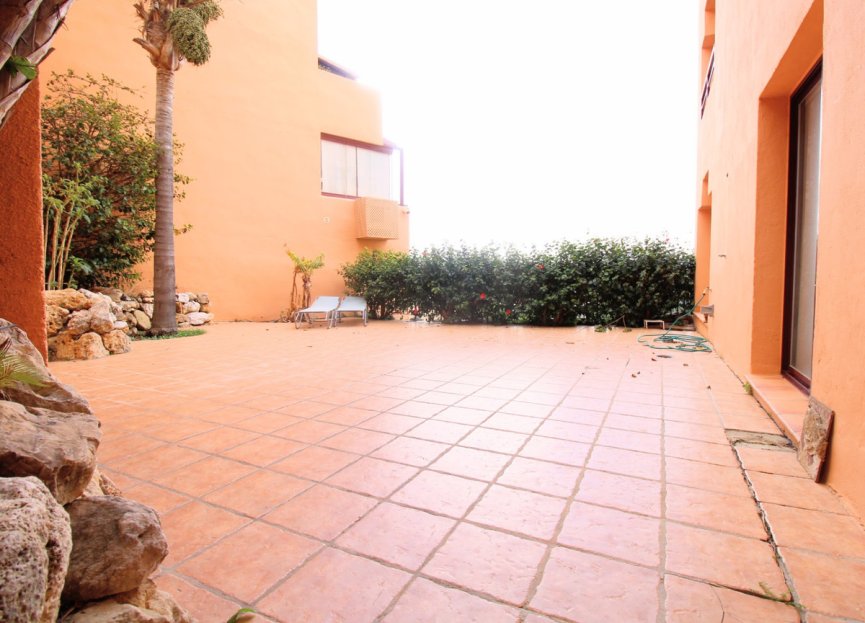 Resale - Apartment - Ground Floor Apartment - Mijas - Calahonda