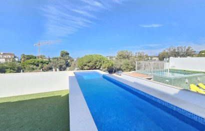 Resale - House - Semi-Detached House - Marbella - Cabopino