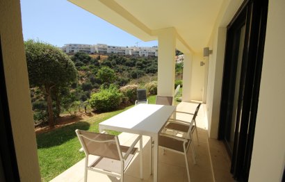 Resale - Apartment - Ground Floor Apartment - Marbella - Altos de los Monteros