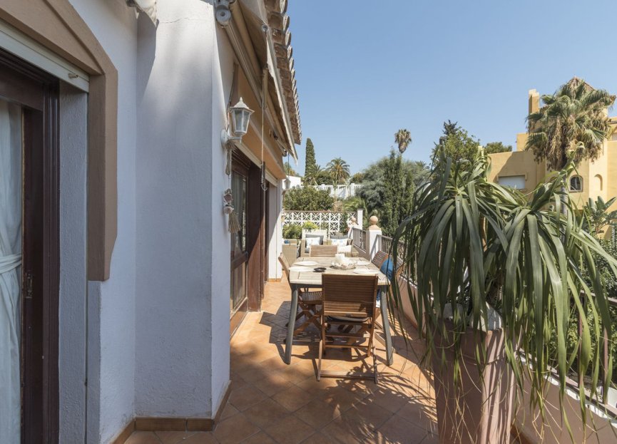 Resale - House - Detached Villa - Marbella - El Rosario