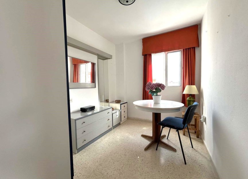 Resale - Apartment - Middle Floor Apartment - Fuengirola - Fuengirola Centro