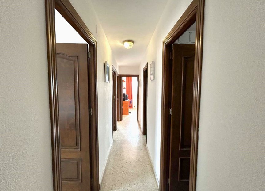 Resale - Apartment - Middle Floor Apartment - Fuengirola - Fuengirola Centro