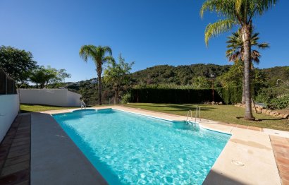 Resale - House - Semi-Detached House - Estepona - Estepona Centro