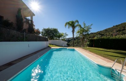 Resale - House - Semi-Detached House - Estepona - Estepona Centro