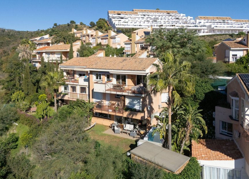 Resale - House - Semi-Detached House - Estepona - Estepona Centro