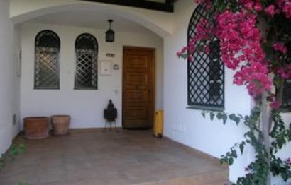 Resale - House - Townhouse - Marbella - Nueva Andalucia