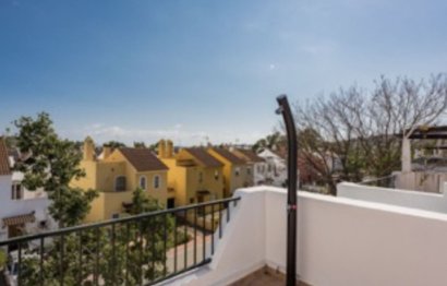 Resale - House - Townhouse - Marbella - Nueva Andalucia