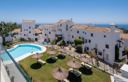 Resale - Apartment - Duplex - Marbella - Altos de los Monteros