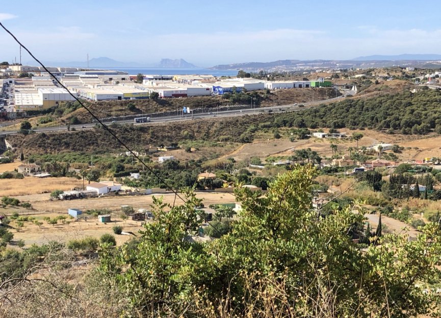 Resale - Plot - Land - Estepona - Estepona Centro