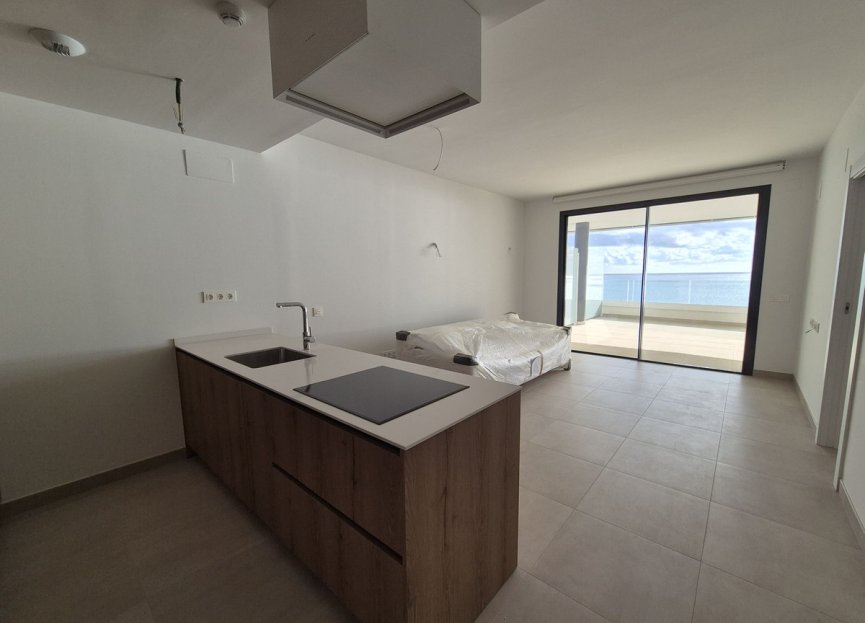 Resale - Apartment - Middle Floor Apartment - Fuengirola - Fuengirola Centro