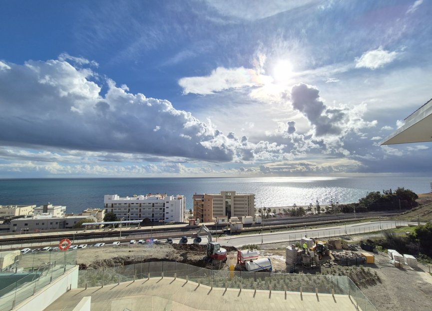 Resale - Apartment - Middle Floor Apartment - Fuengirola - Fuengirola Centro