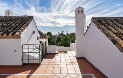 Resale - House - Townhouse - Marbella - Nueva Andalucia