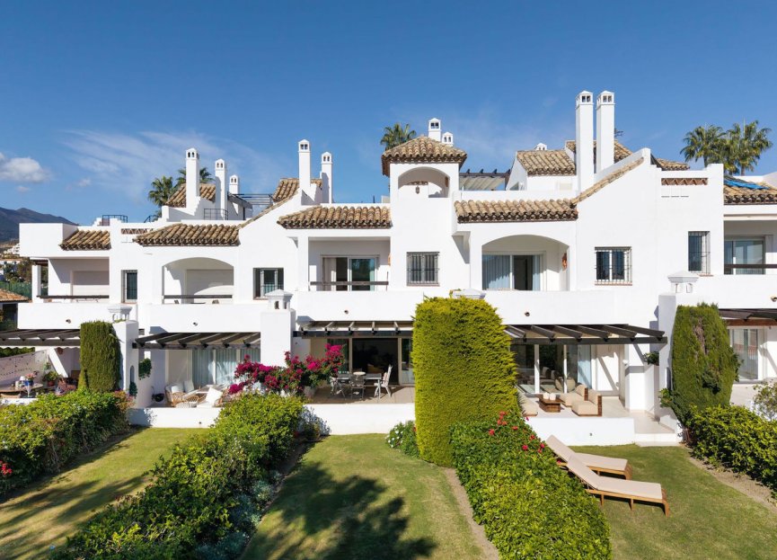 Resale - House - Townhouse - Marbella - Nueva Andalucia