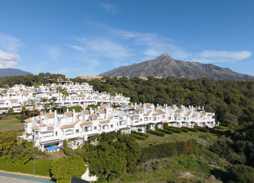 Resale - House - Townhouse - Marbella - Nueva Andalucia