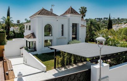 Resale - House - Detached Villa - Marbella - Nueva Andalucia