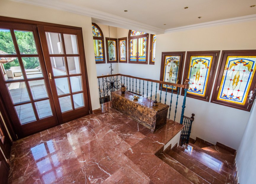 Resale - House - Detached Villa - Benahavís - La Zagaleta