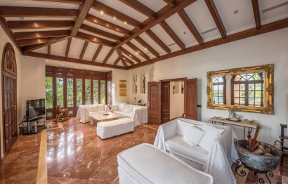 Resale - House - Detached Villa - Benahavís - La Zagaleta