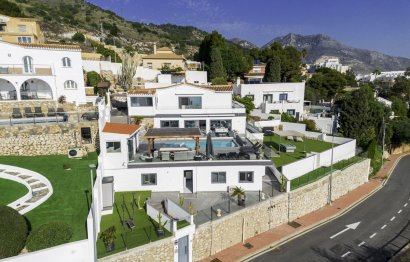 Resale - House - Detached Villa - Benalmádena - Benalmadena Centro