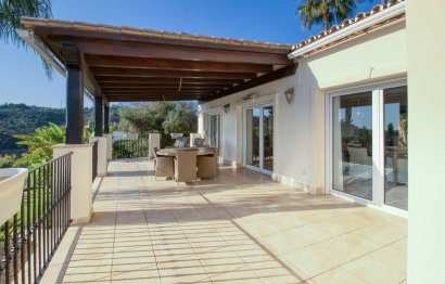 Resale - House - Finca - Cortijo - Estepona - Estepona Centro