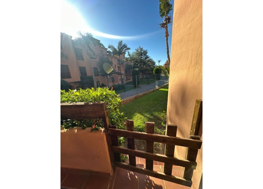 Resale - Apartment - Ground Floor Apartment - Estepona - Estepona Centro