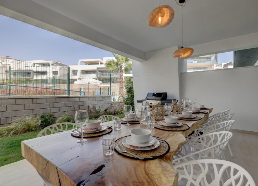 Resale - Apartment - Ground Floor Apartment - Estepona - Estepona Centro