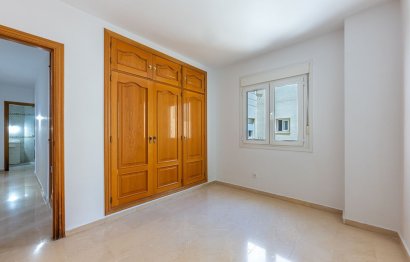 Resale - Apartment - Middle Floor Apartment - Marbella - Marbella Centro